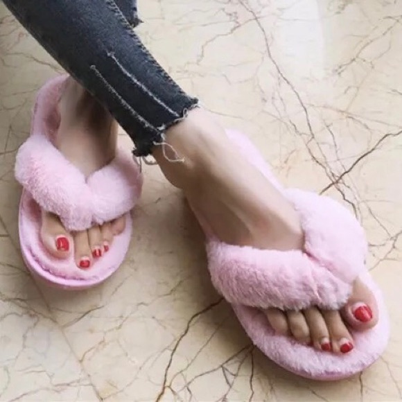 NWT 789 M L rose pink fluffy thong slides slippers - Picture 7 of 16
